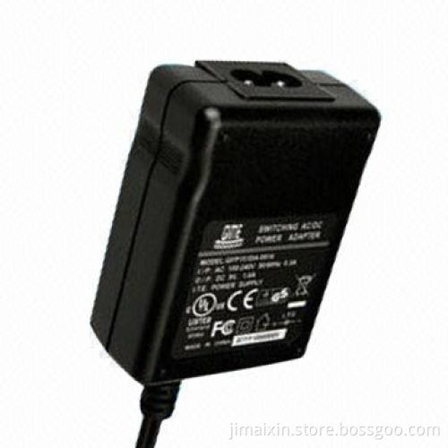 Desktop Type Power Adapters with 15V/1A Output, UL, FCC, CE Marks, RoHS Directive-compliant